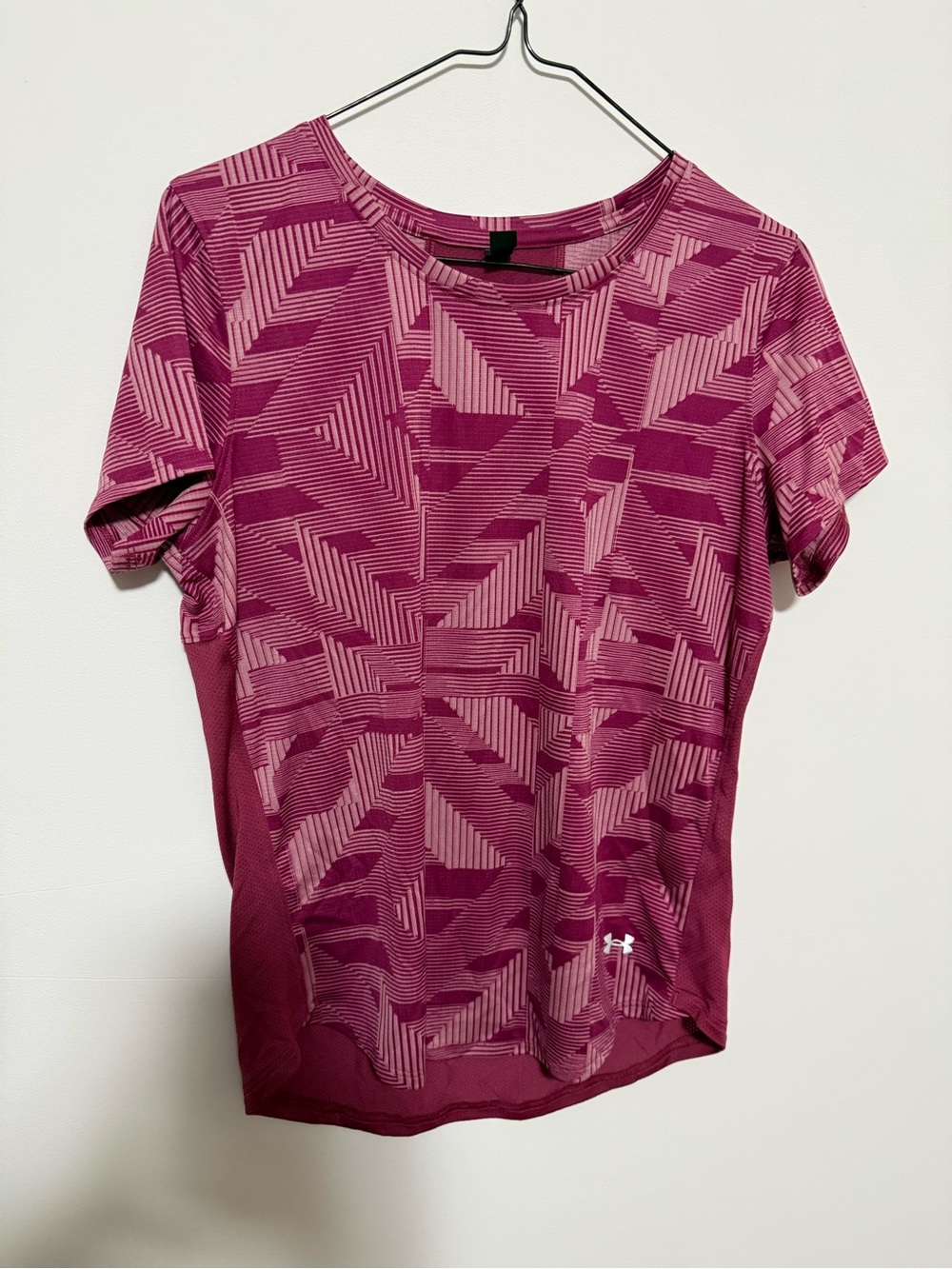 Under Armour Women's Magenta Geometric Short Sleeve Performance Tee